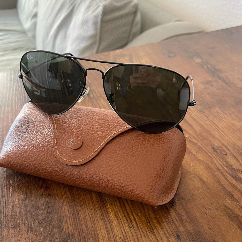 Ray-Ban Black Large Aviators
